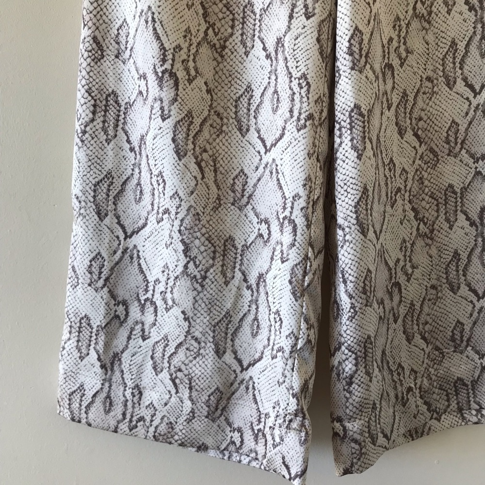 A New Day Snakeskin Print Wide Leg Pants, NWT - Picture 8 of 13